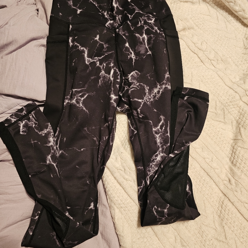 Buffbunny marble leggings